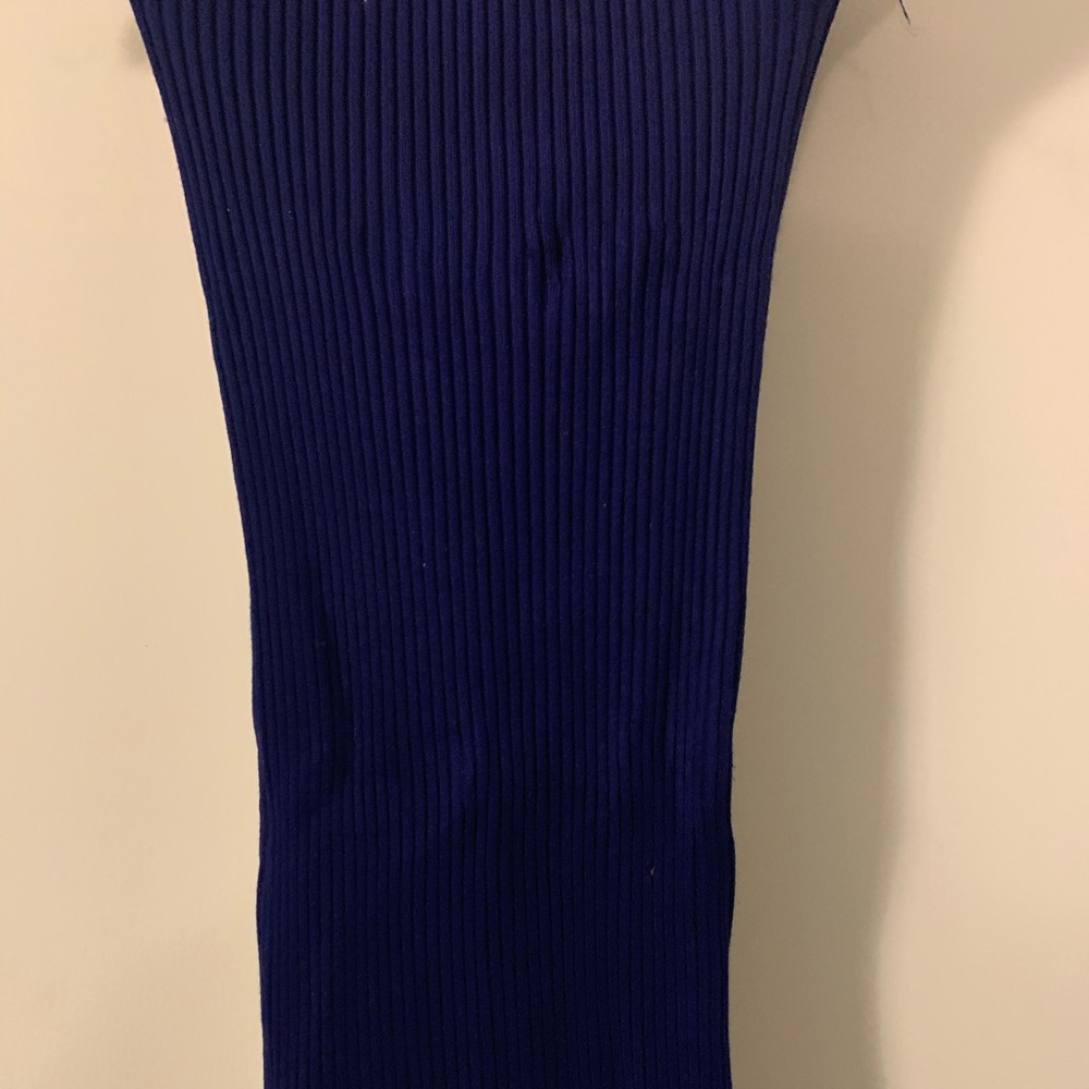 Dress - Picture 4 of 5